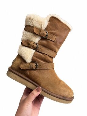 UGG Australia Becket Shearling Buckle Boots Chestnut Brown Women’s Size 8